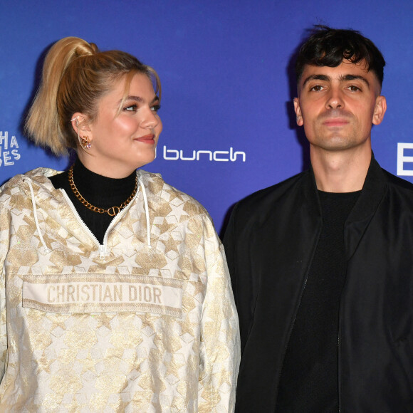 Semi Exclusif - Louane et son compagnon Florian Rossi - Avant Première de " Belle " film animé japonais au Grand Rex à Paris le 6 décembre 2021 . © Veeren / Bestimage 