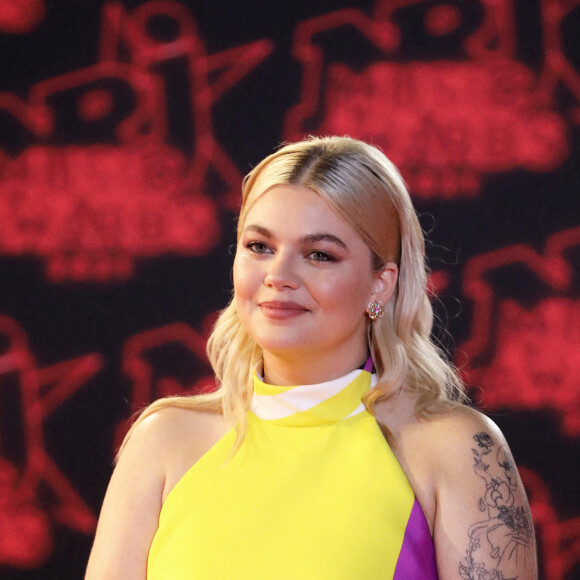 Louane Emera lors de la 23ème édition des NRJ Music Awards 2021 au Palais des Festivals de Cannes, le 20 novembre 2021. © Dominique Jacovides/Bestimage 