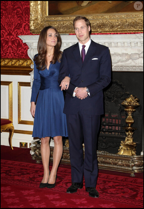 Conférence de presse pour annoncer officiellement le mariage de Kate Middleton et du prince William qui se tiendra en avril 2011