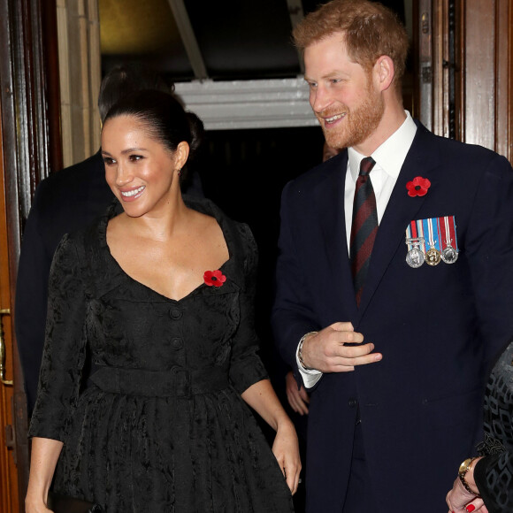 Le prince Harry, duc de Sussex, et Meghan Markle, duchesse de Sussex - La famille royale assiste au Royal British Legion Festival of Remembrance au Royal Albert Hall à Kensington, Londres, le 9 novembre 2019. 