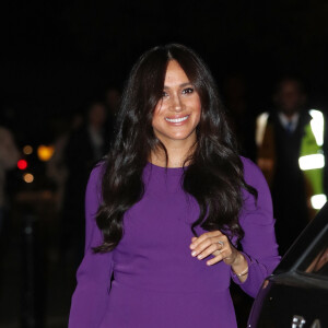 Meghan Markle, duchesse de Sussex, arrive à l'ouverture du sommet One Young au Royal Albert Hall à Londres le 22 octobre 2019. 