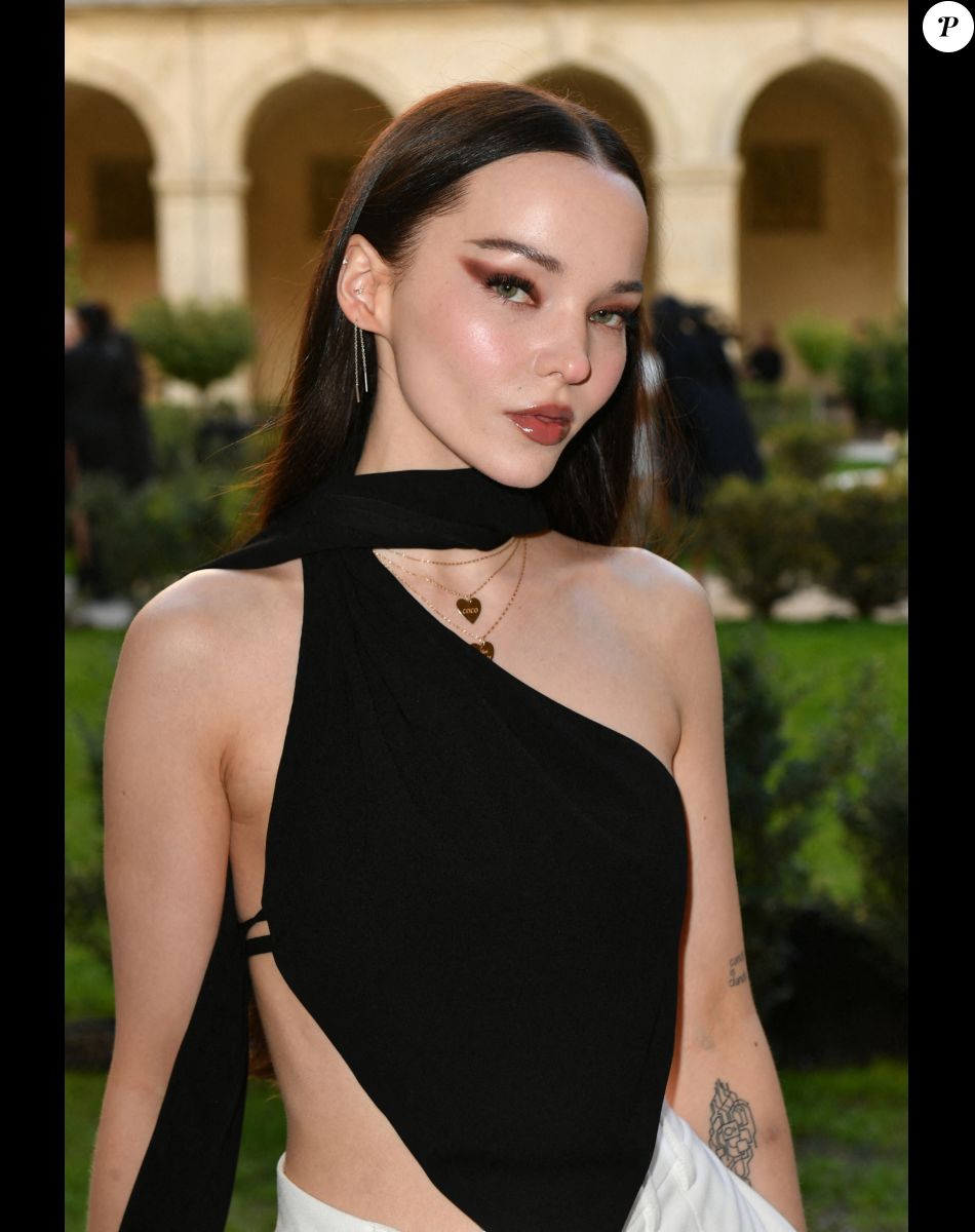 Dove Cameron - Front Row du défilé Monot Collection Femme Prêt-à-porter Printemps/Eté 2023 lors de la Fashion Week de Paris (PFW), France, le 1er octobre 2022. © Veeren-Clovis/Bestimage.