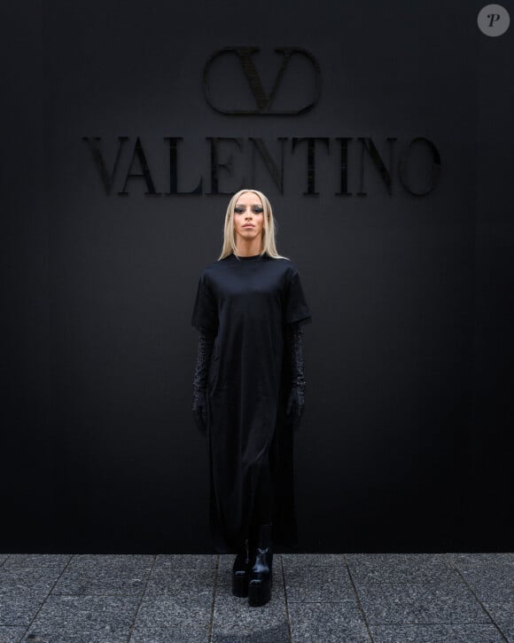 Bilal Hassani - Arrivées au défilé Valentino Collection Femme Prêt-à-porter Printemps/Eté 2023 lors de la Fashion Week de Paris (PFW), France, le 2 octobre 2022.