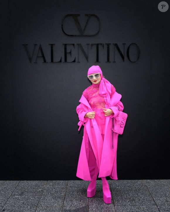 Catherine Baba - Arrivées au défilé Valentino Collection Femme Prêt-à-porter Printemps/Eté 2023 lors de la Fashion Week de Paris (PFW), France, le 2 octobre 2022.