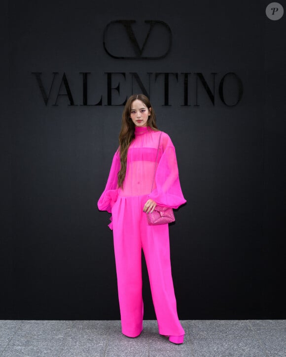 Nuttanicha - Arrivées au défilé Valentino Collection Femme Prêt-à-porter Printemps/Eté 2023 lors de la Fashion Week de Paris (PFW), France, le 2 octobre 2022.