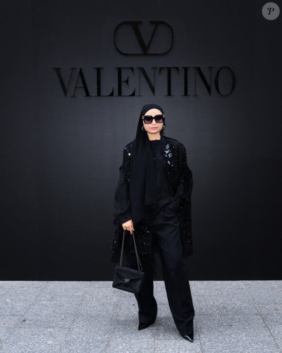 Aya Mohamed - Arrivées au défilé Valentino Collection Femme Prêt-à-porter Printemps/Eté 2023 lors de la Fashion Week de Paris (PFW), France, le 2 octobre 2022.