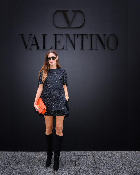 Gala Gonzalez - Arrivées au défilé Valentino Collection Femme Prêt-à-porter Printemps/Eté 2023 lors de la Fashion Week de Paris (PFW), France, le 2 octobre 2022.