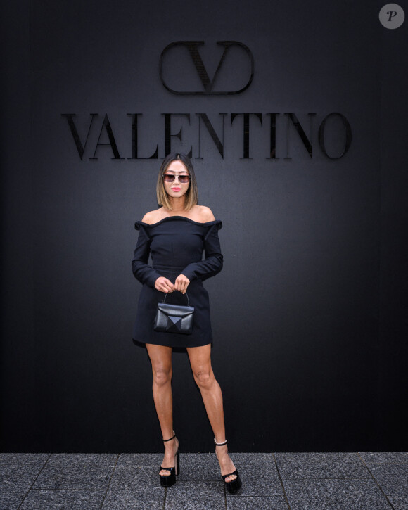 Aimee Song - Arrivées au défilé Valentino Collection Femme Prêt-à-porter Printemps/Eté 2023 lors de la Fashion Week de Paris (PFW), France, le 2 octobre 2022.