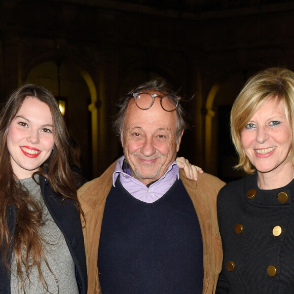 Chantal Ladesou avec son mari Michel Ansault et leur fille Clémence enceinte à la générale de la pièce "La Vraie Vie" au théâtre Edouard 7 à Paris, le 18 septembre 2017. © Guirec Coadic/Bestimage