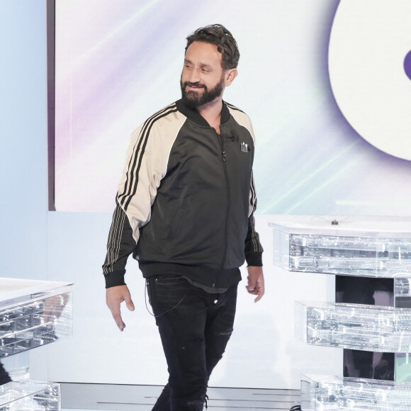 Cyril Hanouna - Sur le plateau de l'émission TPMP (Touche Pas à Mon Poste) présentée en direct par C.Hanouna et diffusée sur C8 - Paris le 30/09/2022 - © Jack Tribeca / Bestimage 