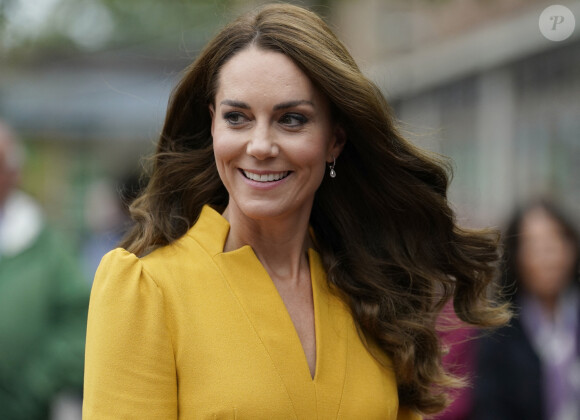 Catherine (Kate) Middleton, princesse de Galles, visite la maternité du Royal Surrey County Hospital à Guildford, le 5 octobre 2022. Sa venue a pour objectif d'en savoir plus sur le soutien holistique qu'il offre aux femmes enceintes et aux nouvelles mères pour s'assurer qu'elles reçoivent les meilleurs soins possibles tout au long et au-delà de leur grossesse. 