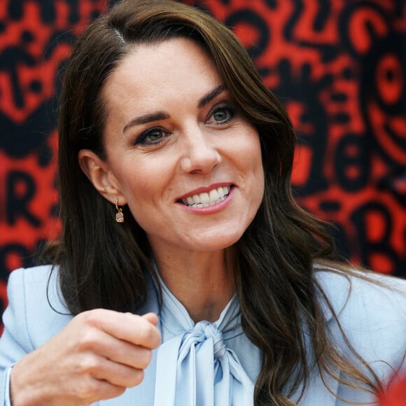 Kate Middleton arrive pour une visite au Trademarket, dans le centre-ville de Belfast, Royaume Uni, le 6 octobre 2022. @ Brian Lawless/PA Wire