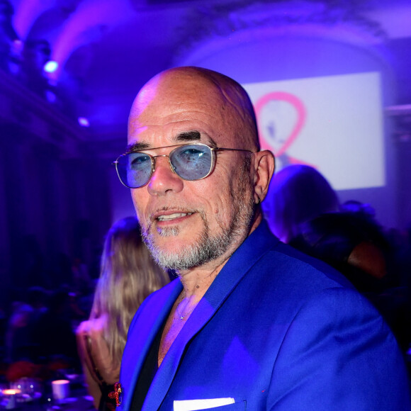 Pascal Obispo - 19ème "Diner de la Mode" au bénéfice de Sidaction au Pavillon Cambon Capucines dans le cadre de la Fashion Week de Paris. © Rachid Bellak / Bestimage 