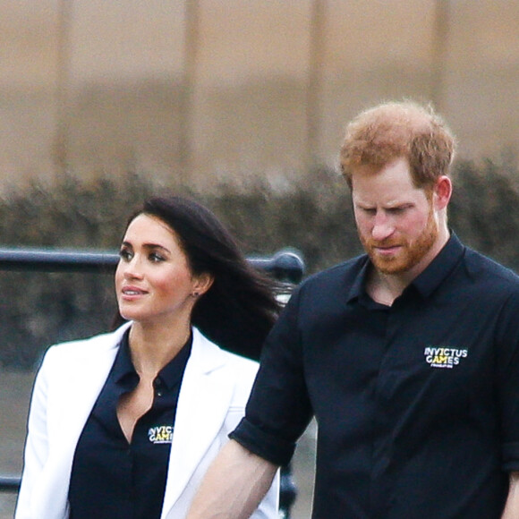Le prince Harry, duc de Sussex, et Meghan Markle, duchesse de Sussex, enceinte, retournent à l'Admiralty House après leur visite sur Cockatoo Island pour assister au "Jaguar Land Rover Driving Challenge" en ouverture des "Invictus Games 2018". Sydney, le 20 octobre 2018. 