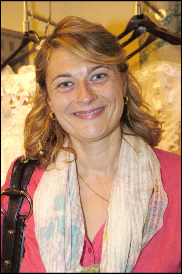 Sonia Dubois - Soirée pour le baptème de la rose Fiona Gelin à la boutique Max Chaoul à Paris.