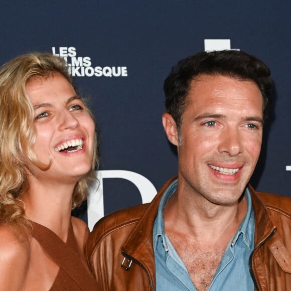 Nicolas Bedos et sa compagne Pauline Desmonts - Avant-première du film "Mascarade" au cinéma Pathé Wepler à Paris. Le 20 octobre 2022 © Coadic Guirec / Bestimage