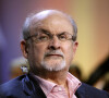 Salman Rushdie a survécu à son agression mais a de très graves séquelles
