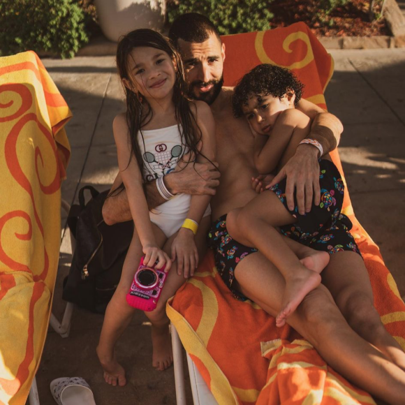 Karim Benzema et ses deux enfants, Mélia et Ibrahim. Janvier 2021.