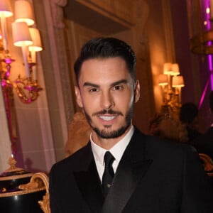 Baptiste Giabiconi - Soirée du Grand Dîner "Trophée Forbes" au Four Seasons Hôtel George V Paris le 30 septembre 2022. © Coadic Guirec - Rachid Bellak / Bestimage 