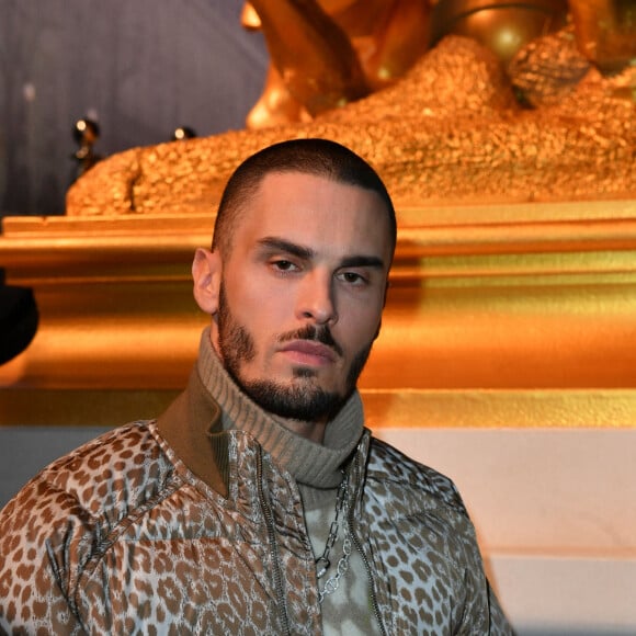 Baptiste Giabiconi lors du photocall du défilé Homme Dior automne-hiver 2022/2023 dans le cadre de la Fashion Week de Paris, France, le 21 janvier 2022. © Veeren-Clovis/Bestimage 