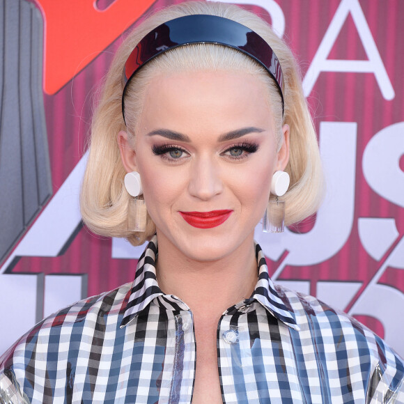 Katy Perry au photocall des "2019 iHeart Radio Music Awards" au Microsoft Theatre à Los Angeles, le 14 mars 2019. 