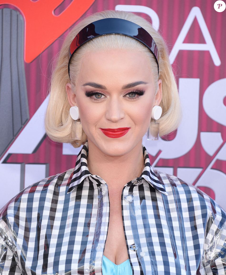 Katy Perry au photocall des 2019 iHeart Radio Music Awards au Microsoft