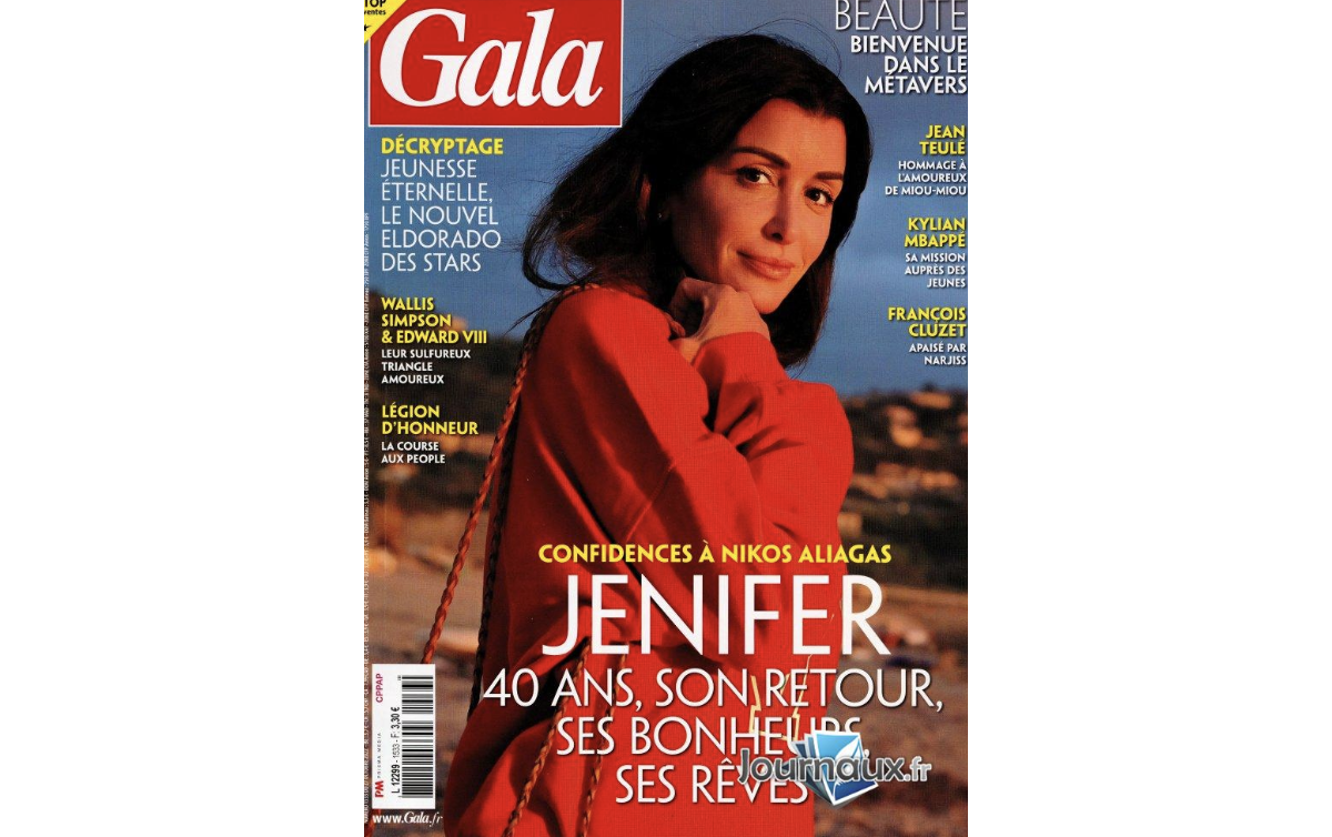 Photo Jenifer fait la couverture du nouveau numéro de Gala paru le octobre Purepeople