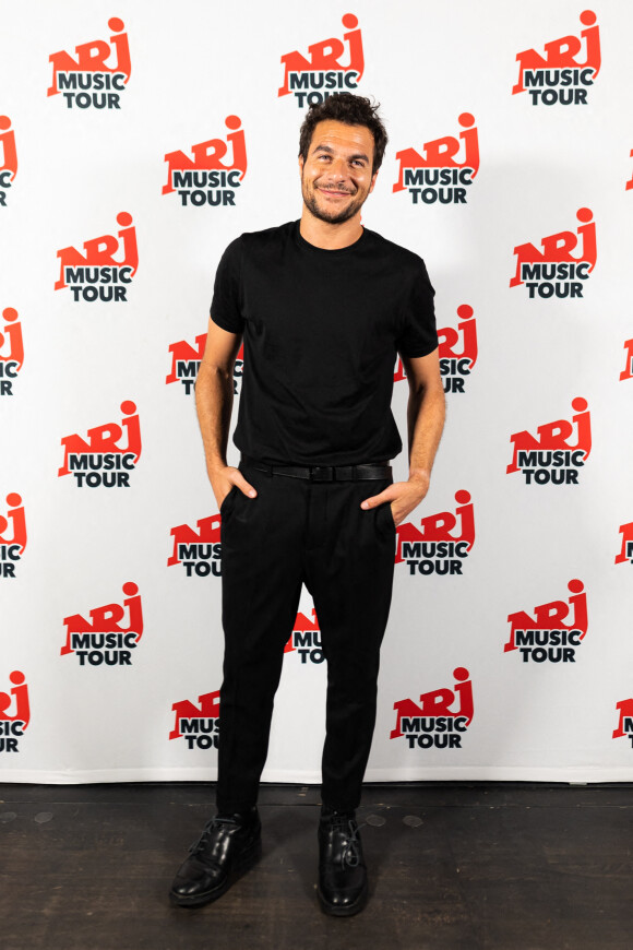 Amir Haddad - Photocall du concert "NRJ Music Tour" à La Seine Musicale à Paris. Le 17 octobre 2022 © Tiziano Da Silva / Bestimage