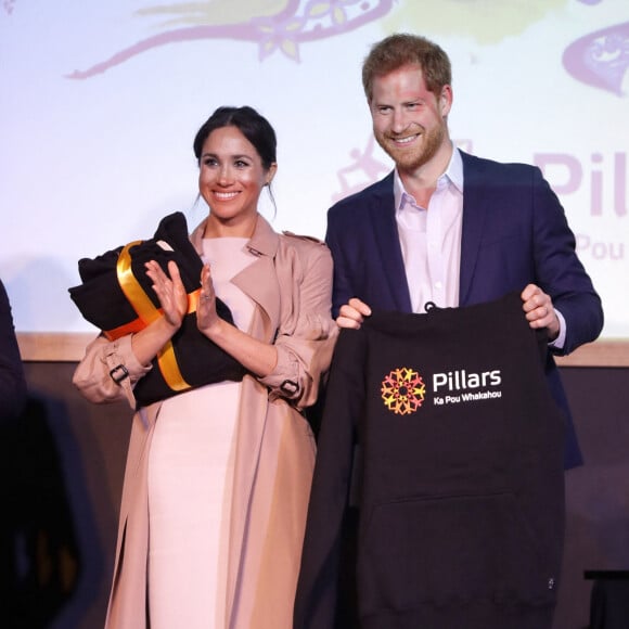 Le prince Harry, duc de Sussex, et Meghan Markle, duchesse de Sussex, visitent l'association caritative Pillars à Auckland, Nouvelle-Zélande, le 30 octobre 2018.