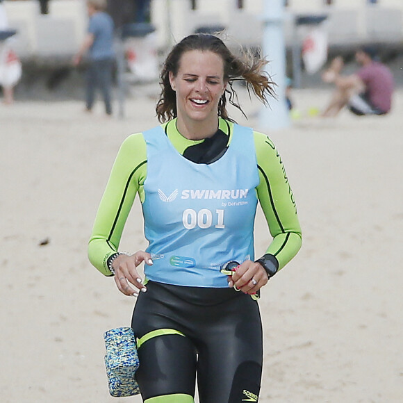 Exclusif - Laure Manaudou - La championne de natation L.Manaudou organise et lance la 1er édition de sa course, la "Swimrun" à Arcachon, France, le 23 juin 2019. Maintenant organisatrice de course avec son amie C.Gauzet, ancienne candidate de l'émission Koh-Lanta. Cette première édition de course et de nage était composée de 12 kilomètres de course dans le sable et 3 kilomètres de nage en mer. © Patrick Bernard/Bestimage