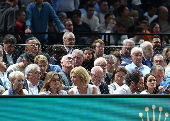 Michèle Laroque, Vianney et sa femme Catherine Robert - People en tribune lors du tournoi de tennis "Rolex Paris Masters 2022" à Bercy AccorHotels Arena à Paris le 2 novembre 2022. © Veeren/Bestimage