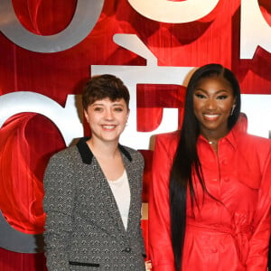 Elodie Martelet, Fatou Kaba, Jenifer Bartoli, Damien Bonnard et Lola Dubini - Avant-première du film d'animation "Tous en scène 2" au cinéma Le Grand Rex à Paris, le 26 novembre 2021. © Coadic Guirec/Bestimage