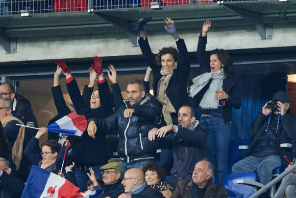 Audrey Azoulay, Marc Ladreit de Lacharrière, Éléonore de Lacharrière - Personnalités dans les tribunes du match de rugby "France vs Australie" au Stade de France à Paris. Le 5 novembre 2022 