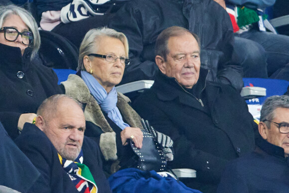 Michèle Alliot-Marie et son compagnon Patrick Ollier - Personnalités dans les tribunes du match de rugby "France vs Australie" au Stade de France à Paris. Le 5 novembre 2022 