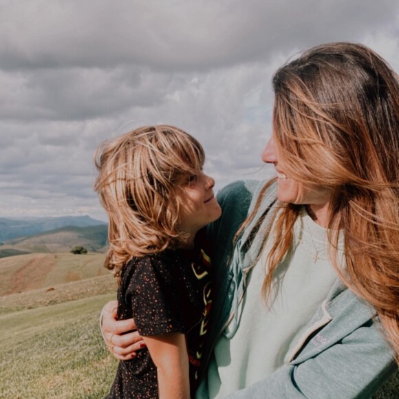 Sophie Thalmann dévoile des photos de son voyage en Afrique du sud avec son mari et ses enfants, sur Instagram, le 7 novembre 2022