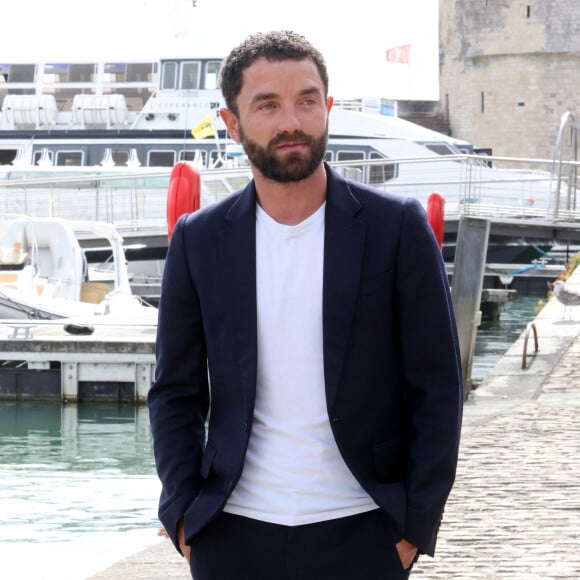 Guillaume Gouix - 23e édition du Festival de la Fiction tv de la Rochelle 2021, à La Rochelle, le 18 septembre 2021. © Jean-Marc Lhomer/Bestimage