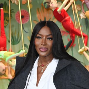 Naomi Campbell lors de l'inauguration des vitrines de Noël du Grand Magasin Printemps Haussmann à Paris, France, le 9 novembre 2022. © Coadic Guirec/Bestimage 