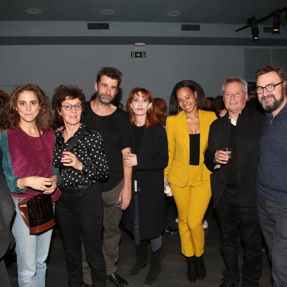 Exclusif - Lou Chauvain, Laurent Caron, Lolita Chammah, Alessandro Baricco, Christophe Lambert, les jumelles Andrea Tshibuabua et Géraldine Tshibuabua - Générale de la pièce "Smith et Wesson" d'Alessandro Baricco, au Théâtre du Rond-Point à Paris, le 9 novembre 2022. © Bertrand Rindoff / Bestimage