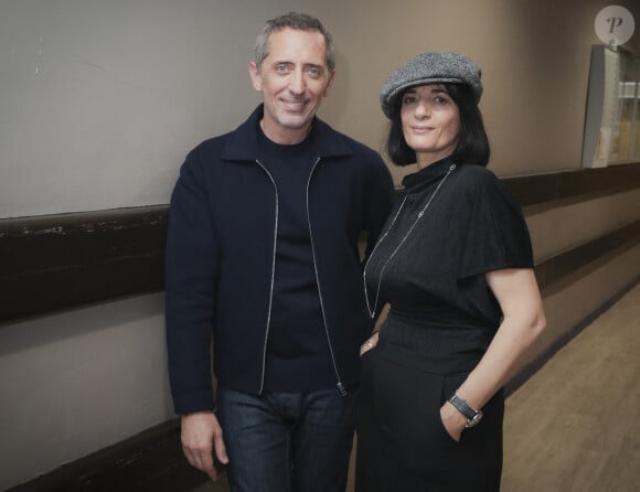 Exclusif - Gad Elmaleh, Sandrine Aboukrat Levi - Hommage à Daniel Lévi lors d'un gala au théâtre Mogador à Paris au profit de l'association Daniel Lévi le 7 novembre 2022.© Jack Tribeca / Bestimage