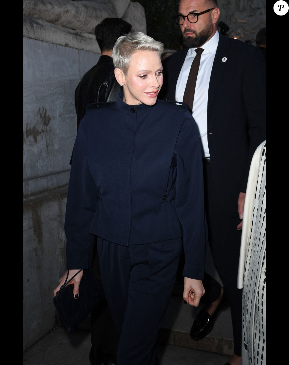 La princesse Charlène de Monaco au défilé Akris "Collection Prêt-à-Porter Printemps/Eté 2023" lors de la Fashion Week de Paris (PFW), le 1 octobre 2022. © Giancarlo Gorassini / Bestimage
