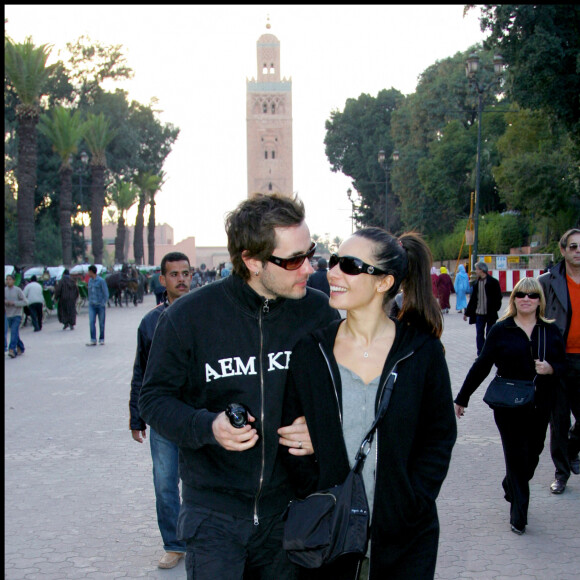 Marie Fugain et Richard Charest sur la place Jamal El Fna à Marrakech le 15 décembre 2007 © Guillaume Gaffiot/Bestimage