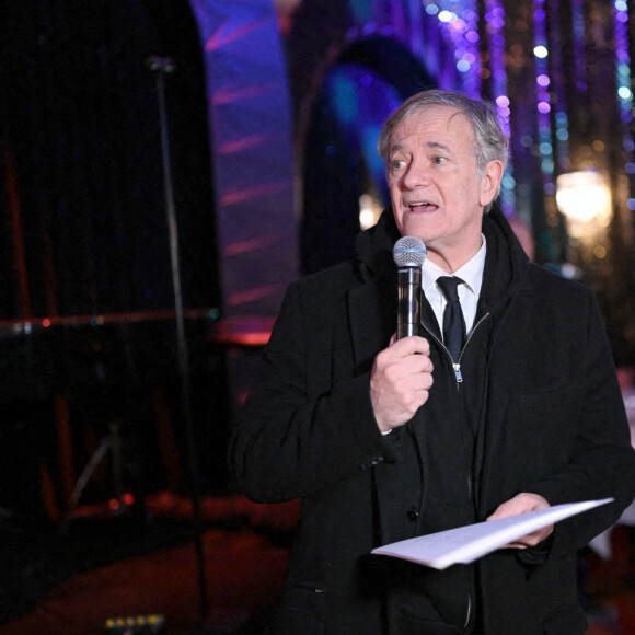 Exclusif - Francis Huster - Soirée du 100ème anniversaire du restaurant "Le Boeuf sur le Toit" à Paris le 15 novembre 2022. Lieu mythique du jazz à la vaste salle Art déco élégante, pour une cuisine française revisitée et de saison. © Rachid Bellak/Bestimage 
