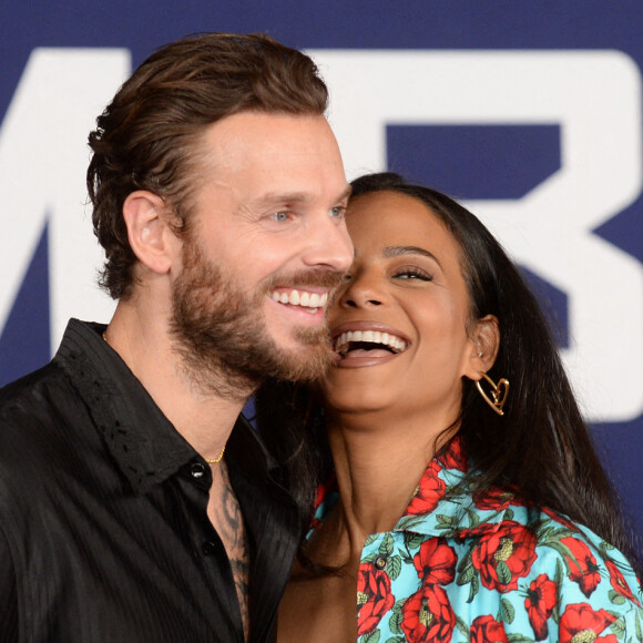 Christina Milian et son mari Matt Pokora au photocall de la première du film "Ambulance" à Los Angeles.