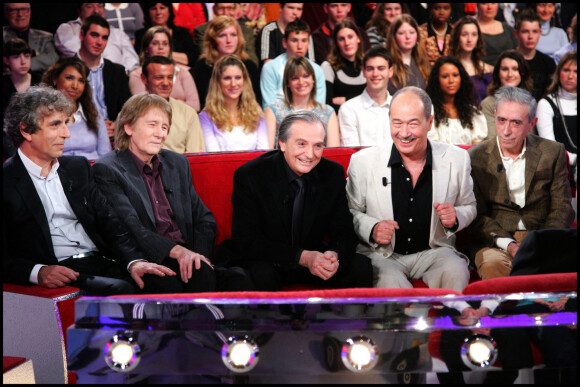 Gérard Rinaldi, l'équipe des Charlots : Jean Guy Fechner, Gérard Filippelli, Gérard Renaldi, Jean Sarrus et Luis Rego - Enregistrement de l'émission "Vivement Dimanche" le 3 avril 2008