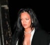 Rihanna enceinte et son compagnon ASAP Rocky arrivent au restaurant Giorgio Baldi pour un dîner de baby shower avec sa famille et ses amis à Santa Monica, Los Angeles, Californie, Etats-Unis, le 23 avril 2022. Première sortie pour le couple depuis la libération sous caution d'ASAP Rocky après avoir été arrêté dans le cadre d'une fusillade survenue en novembre 2021. 