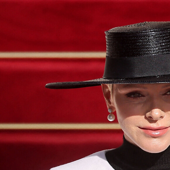 La princesse Charlene de Monaco - Sorties de la cathédrale Notre-Dame-Immaculée de Monaco pour la messe lors de la Fête Nationale de la principauté de Monaco le 19 novembre 2022. © Dominique Jacovides / Bruno Bebert / Bestimage