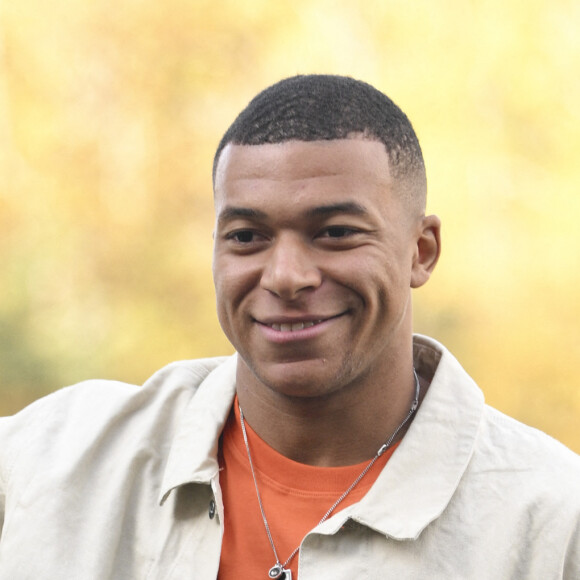 Kylian MBAPPE - Arrivée des joueurs de l'équipe de France à Clairefontaine, le 14 novembre 2022. © JB Autissier / Panoramic / Bestimage 