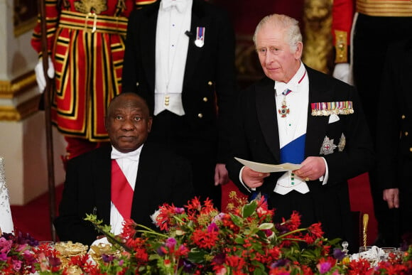 Roi Charles III et Président Cyril Raphimosa - Dîner officiel à Buckingham Palace à Londres en l'honneur du président sud-africain Cyril Raphimosa. Londres, 22 novembre 2022. Photo by Aaron Chown/PA Wire/ABACAPRESS.COM