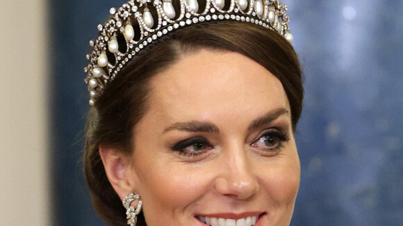 Kate Middleton éblouissante : Tiare XXL en diamants et robe immaculée, elle impressionne Charles III