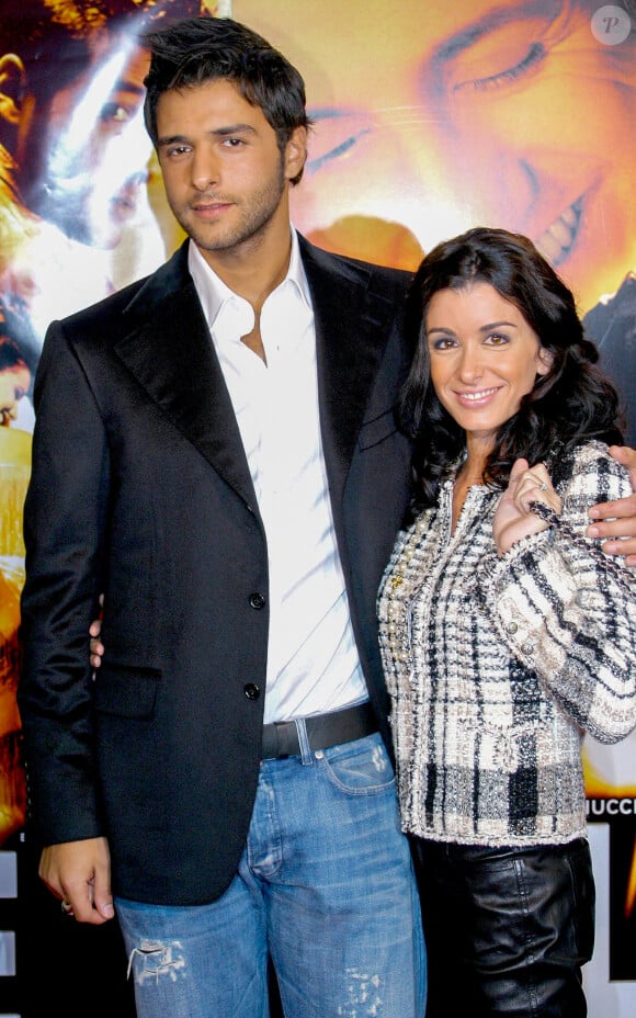 Jenifer et son petit ami Maxim Nucci à l'avant premiere du film 'ALIVE' au cinema Paramount Opera.